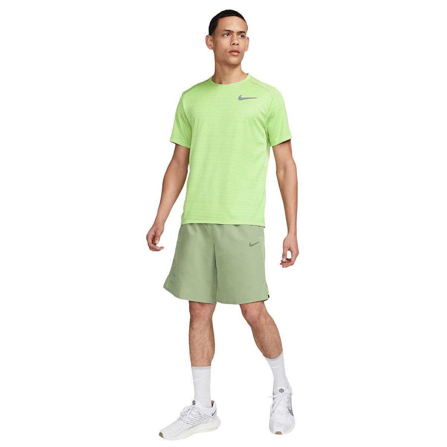 Men Nike Shorts | Nike Mens Dri-Fit Challenger 9-Inch Unlined Shorts Green